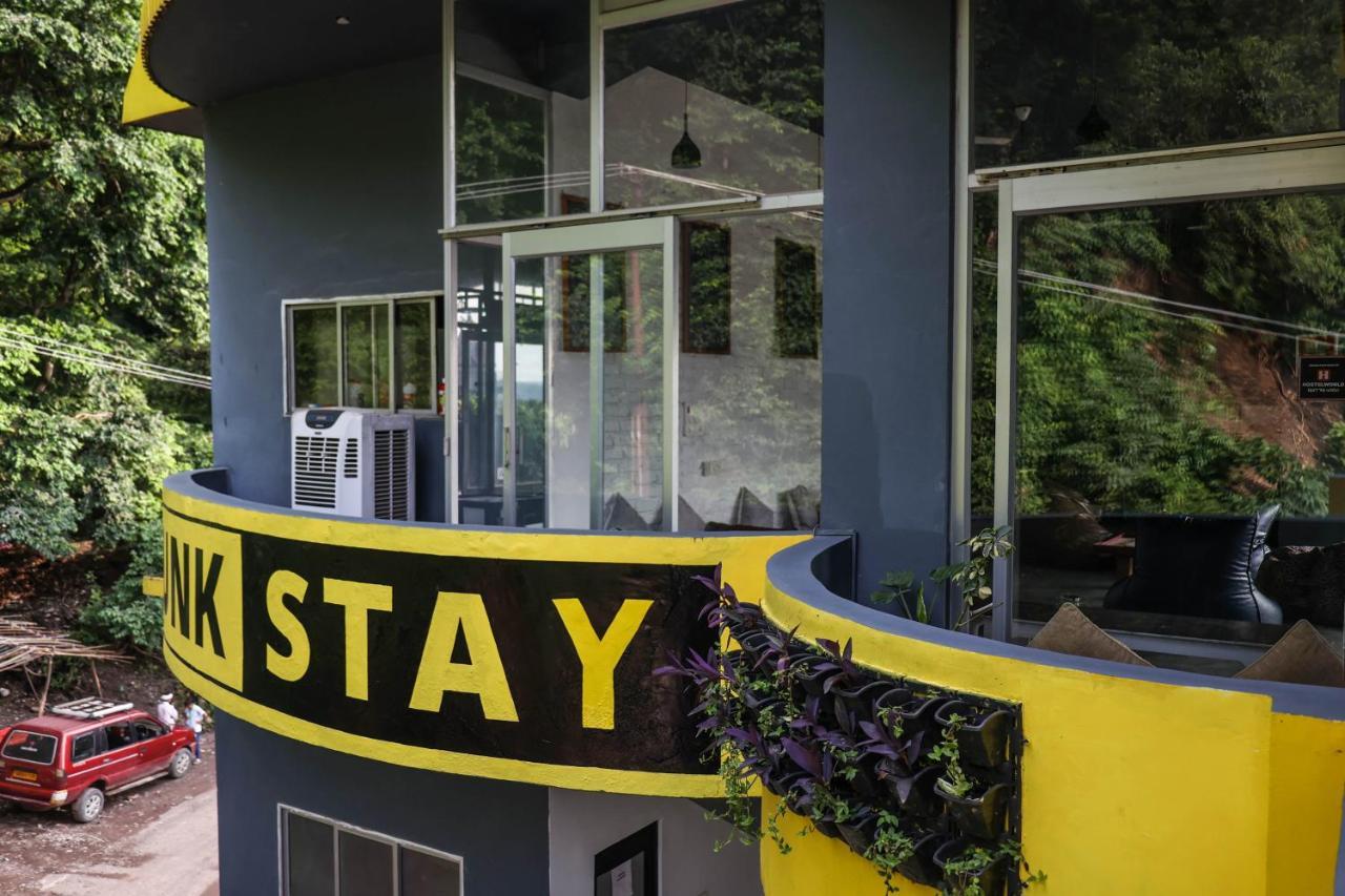 Bunkstay Coworking Hostel & Glamping Rishīkesh Eksteriør bilde